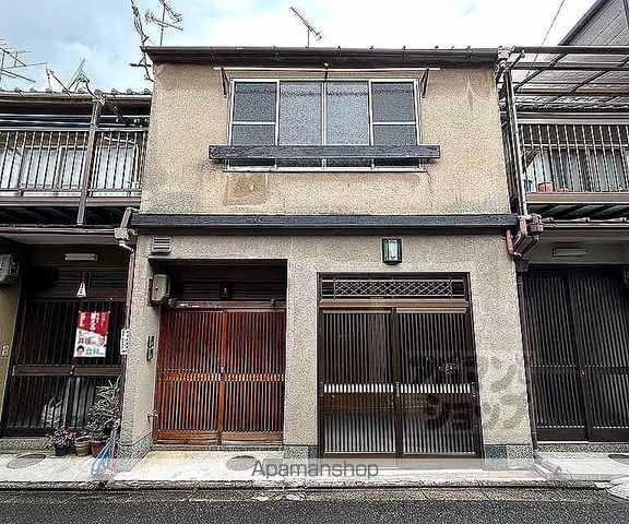 京福北野線 北野白梅町駅 徒歩13分 2階建 築66年の外観写真