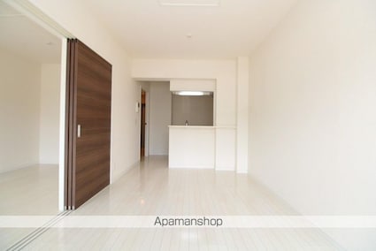 ローズマリーＢ棟[1LDK/42m2]のリビング・居間