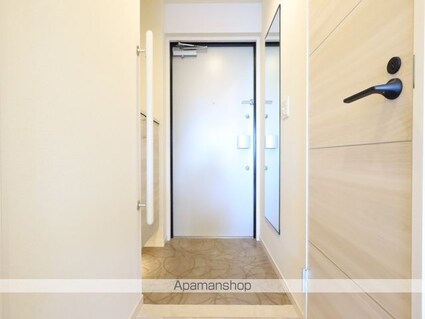 ＧＲＡＮＤ　ＥＳＰＯＩＲ　ＩＺＵＭＩ[1K/28.76m2]の玄関