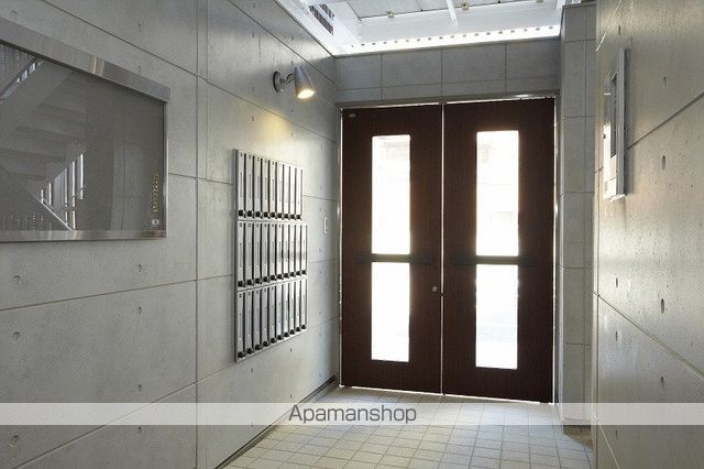リブリ・SOLAREの玄関写真