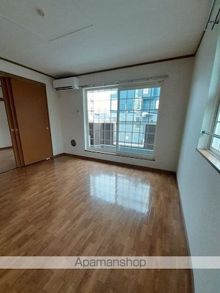 レジデンスグリーンヒル[2LDK/61.54m2]のリビング・居間