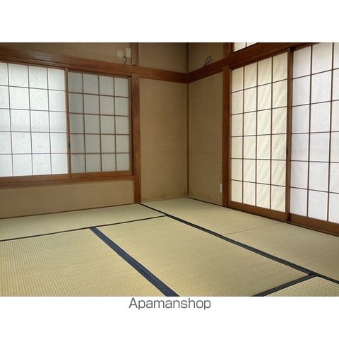 西武鉄道山口線 西武園ゆうえんち駅 徒歩8分 2階建 築38年の内装写真