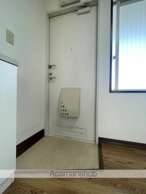 どんぐりハウス[2K/30.66m2]の玄関