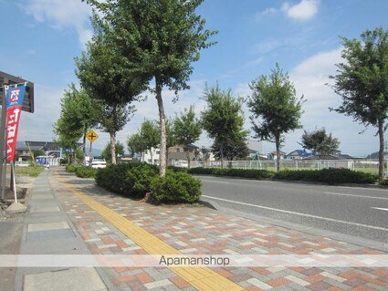 メゾン・ポレール[2LDK/52.02m2]の周辺2