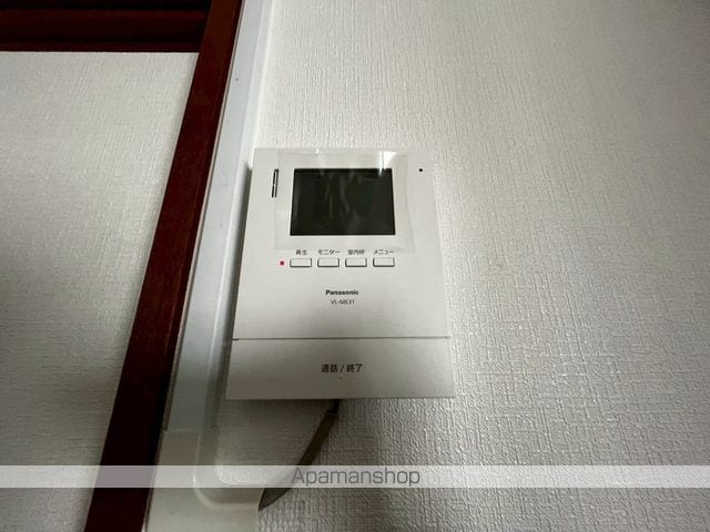 新在家メゾネットの内装写真