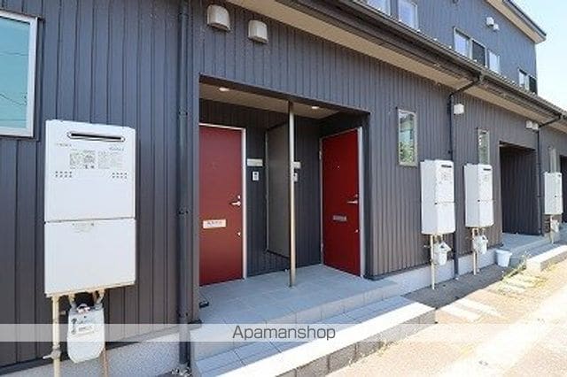 アバンティ木津Bの玄関写真