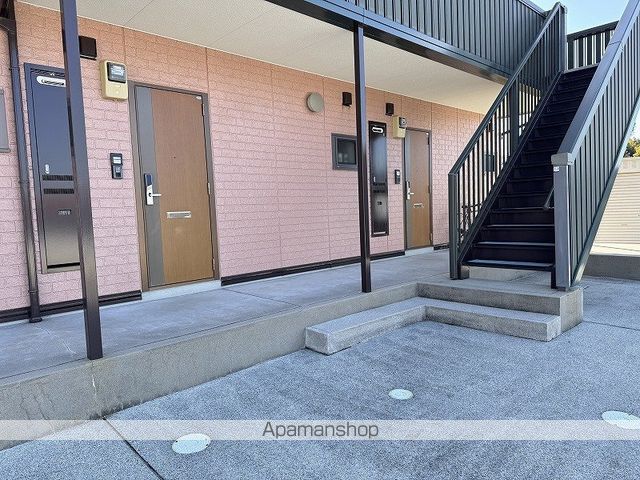 モナリエ池田の玄関写真
