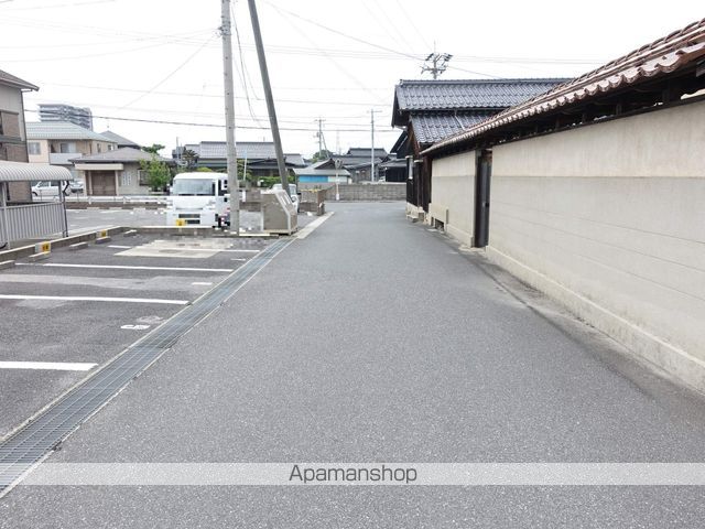 サンブリッジD棟の周辺写真
