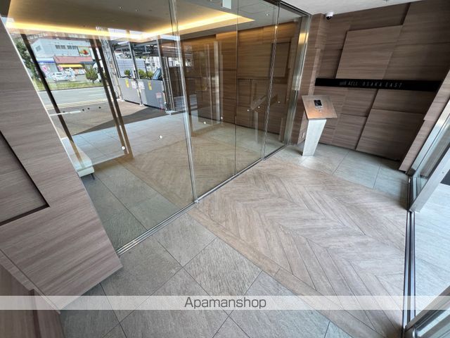 AELL OSAKA EASTの玄関写真