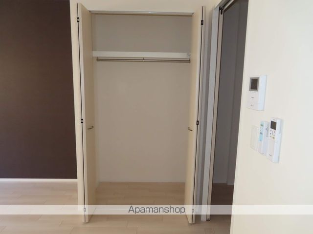 Azaleaの内装写真
