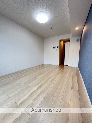 ヒカルサ京田辺大住の内装写真