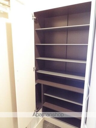 フレッチェ・ボスコⅠ（１）[3LDK/80.51m2]の玄関