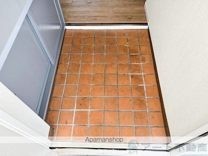 緑風館久万ノ台[2K/42m2]の玄関