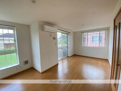 サンライズ・ｋ　Ｂ棟[2LDK/65.64m2]のリビング・居間