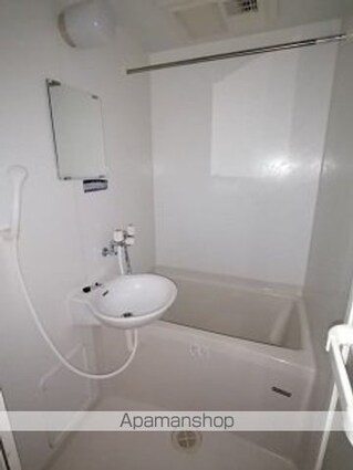 レオパレスメゾン太白[1K/22.35m2]のバス