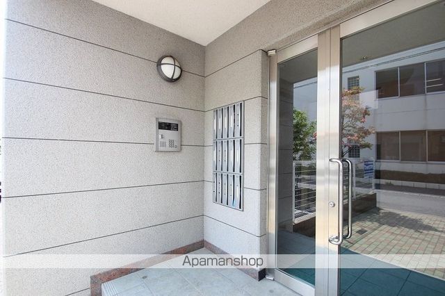 エクセレント小山の玄関写真