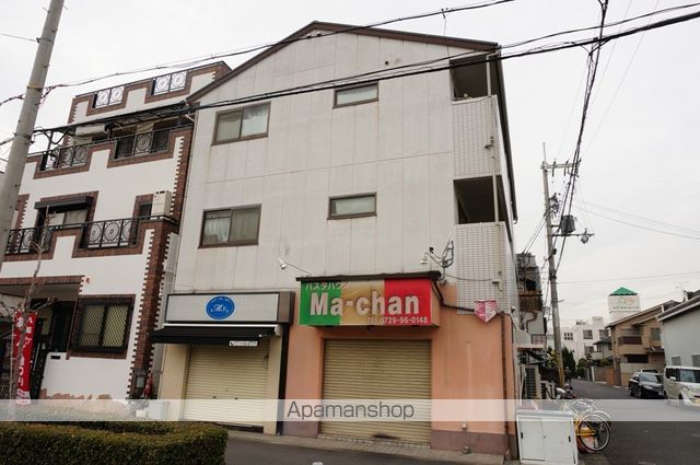 ツイン77の外観写真