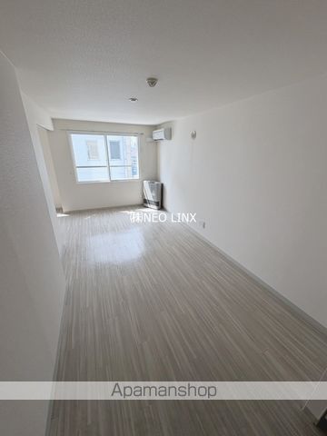 CUNA N23の内装写真