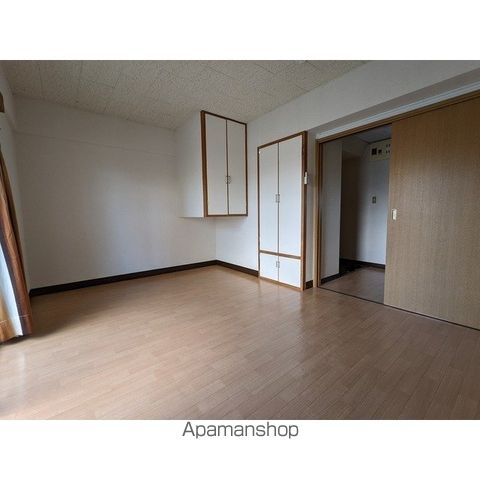 半田コーポの内装写真