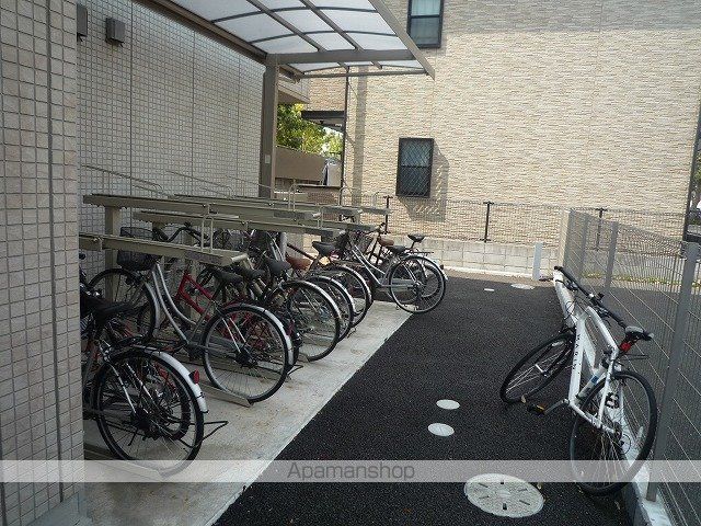 ディアコート馬橋の外観写真