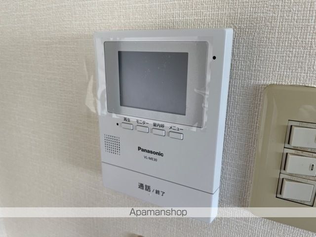 メゾンユニベールの内装写真