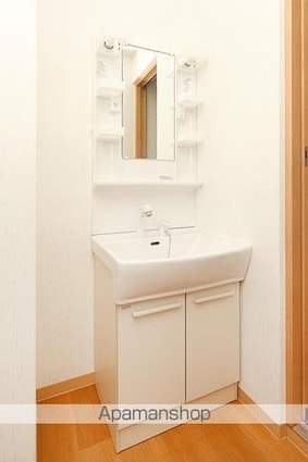 ヴィラ・アンソレイエ鶴市[2LDK/53.5m2]の洗面所