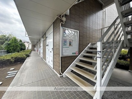 レオパレスクレスト[1K/19.87m2]の共用部4