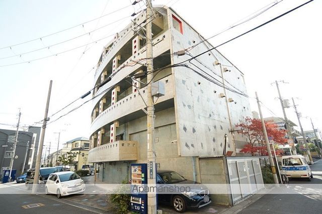 STADIONの外観写真