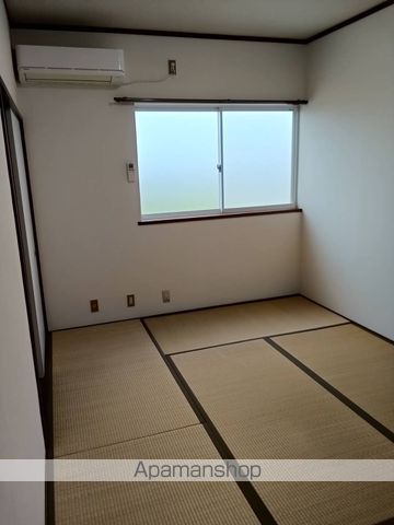 レジデンスRの内装写真