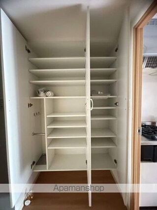 広島県広島市中区舟入町[1R/28.01m2]の内装1