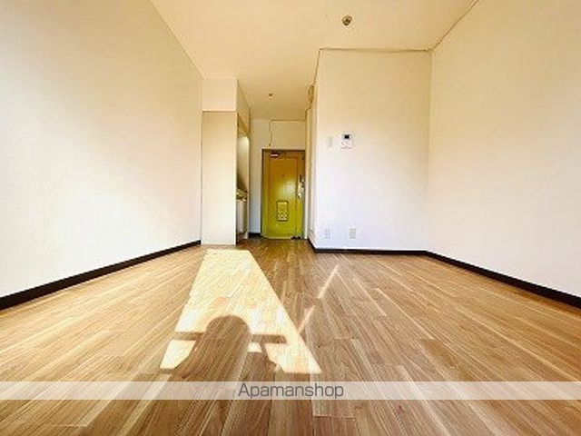 ビッグバーンズマンション高殿の内装写真