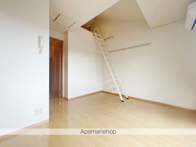 フローラ岡本 A棟の内装写真