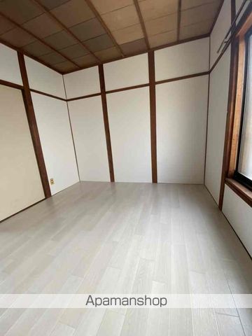 三宅中4丁目借家の内装写真