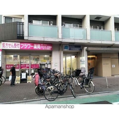 プラウドフラット富士見台の玄関写真