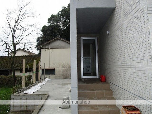 プログレス原良の玄関写真