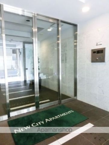 グランカーサ銀座イーストの玄関写真