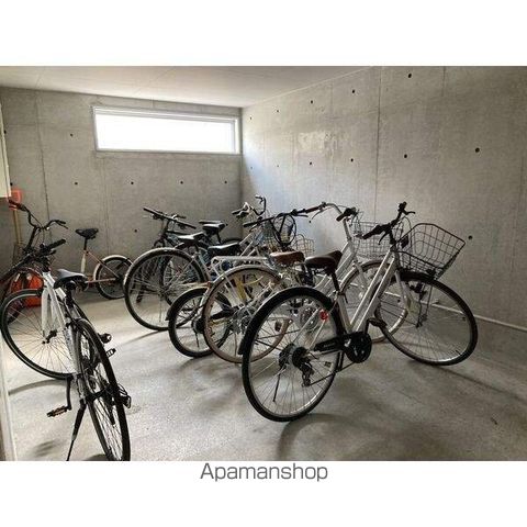 アステール学園前の内装写真