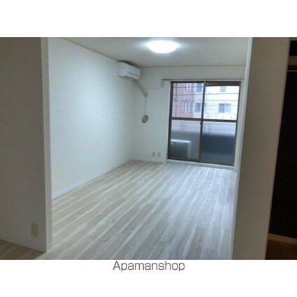 コーポ美鈴[1LDK/38.6m2]のリビング・居間2