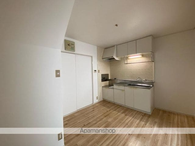 香川県高松市屋島西町[3DK/60m2]のリビング・居間