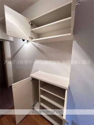 東京都北区岩淵町[2LDK/57m2]の内装1