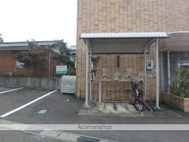 ウィスタリアのその他写真