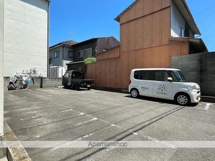 パルコ扇[1R/21.66m2]の駐車場