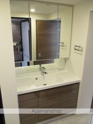 ラティエラ滝野川[2LDK/55.8m2]の洗面所