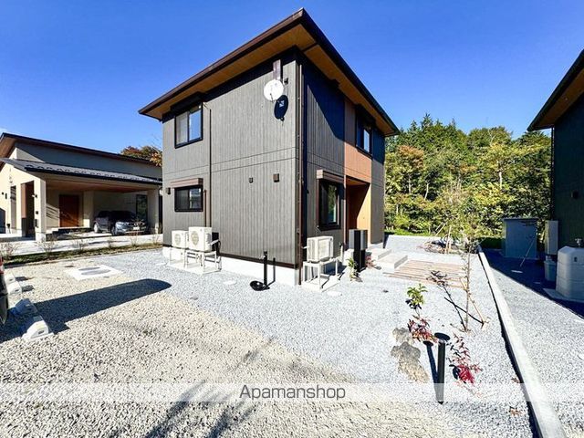 しなの鉄道 中軽井沢駅 徒歩23分 新築