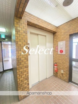 ライオンズマンション横浜西口[1R/18.4m2]の共用部1