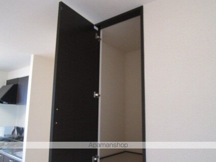 レオネクストラパン美園Ｂ[1LDK/46.94m2]の収納