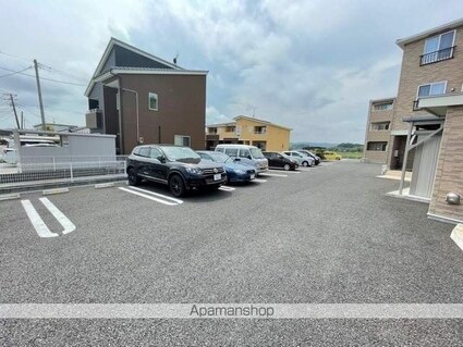 スカイハイムＢ[1LDK/53.33m2]の駐車場