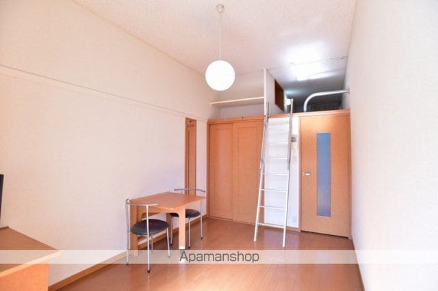 レオパレスWAKABAの内装写真