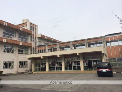 福井県あわら市自由ケ丘２丁目[2DK/42.89m2]の周辺4