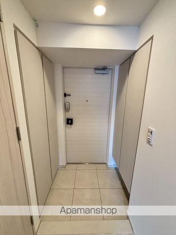 コンフォリア・リヴ北浜淡路町の内装写真